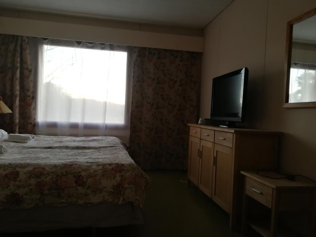 Hotel Villa Vanessa Siltakylä Exterior foto